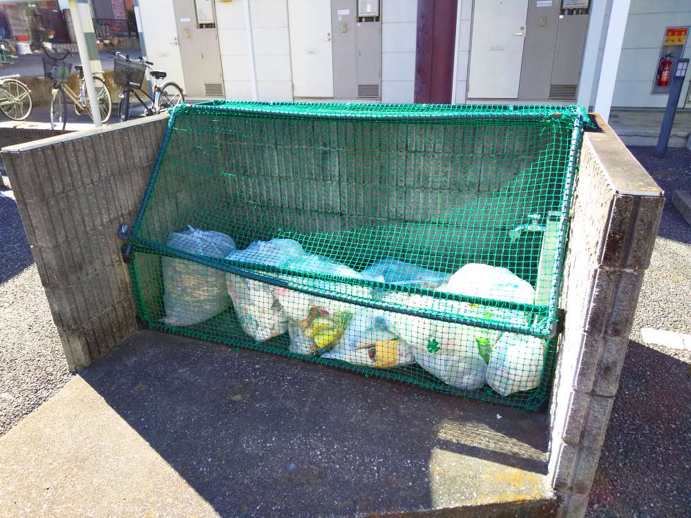 レオパレスラスタ201号室 ゴミ庫