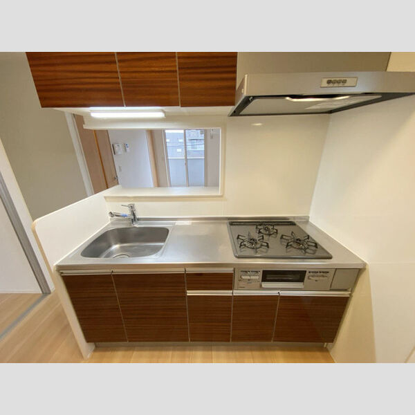 コンフォールアビテ 201号室システムキッチン