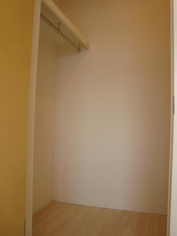 サールナートⅡ 収納