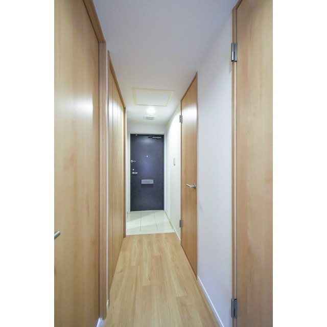 オーパスホームズ白山0701号室 玄関