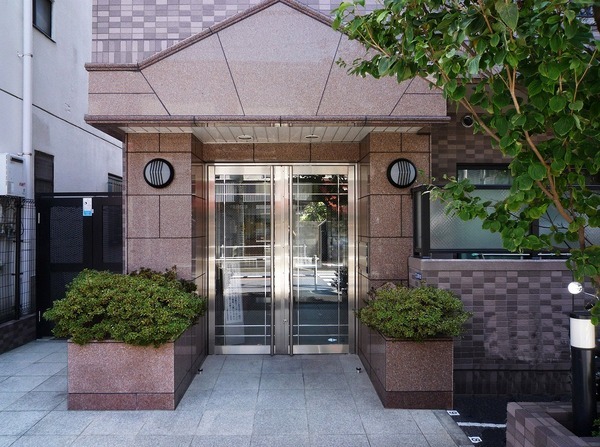 エスコート上落合401号室 エントランス