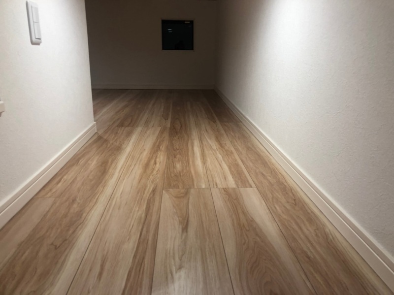 プレミアハイツ六町1階 リビング