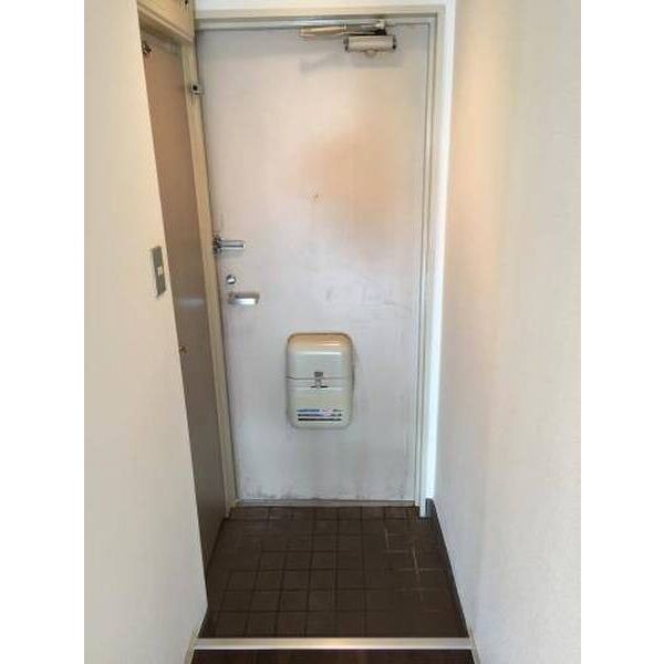 南八幡ガーデンビレッジ 玄関