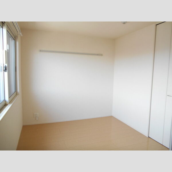 グランレーヴ　C305号室 LDK横洋室