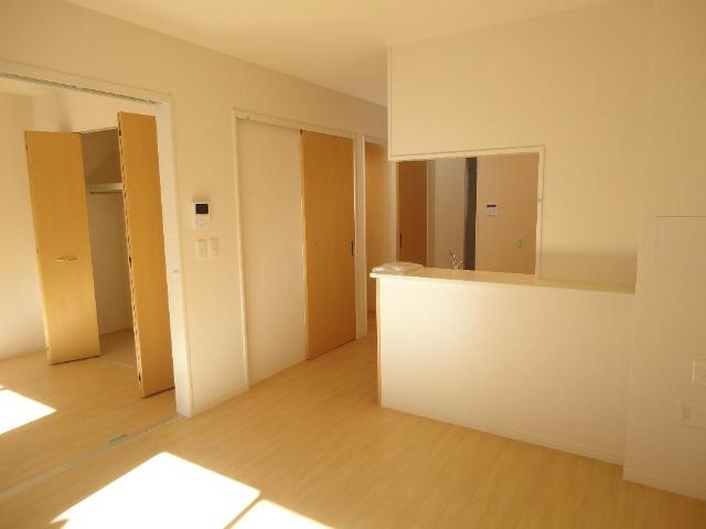 Flat Takata 室内