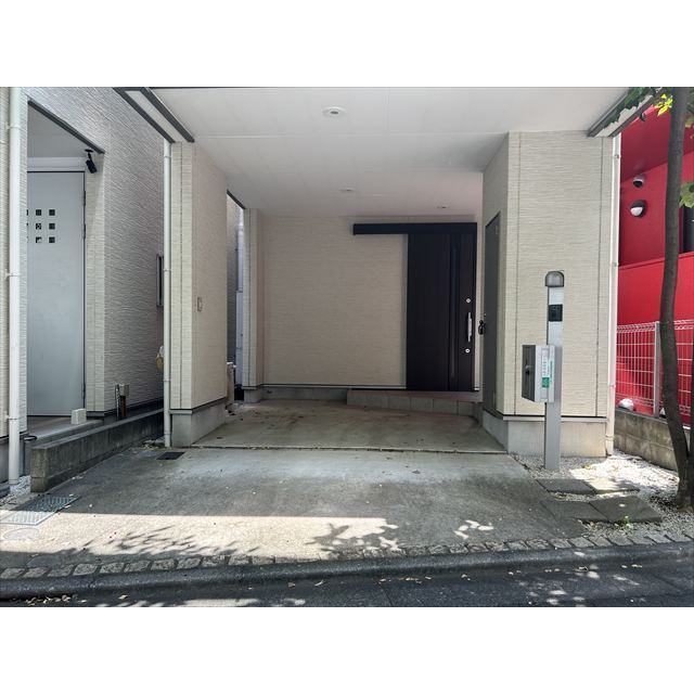 千駄ヶ谷1丁目戸建 駐車場つき