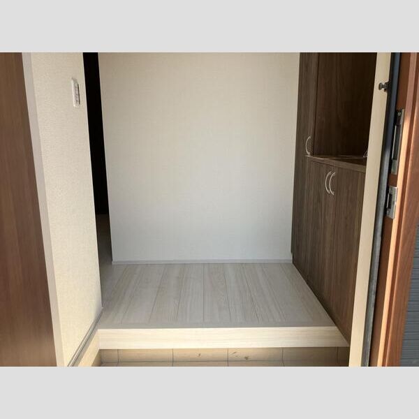 マイホームネクスト薬円台　2号棟 玄関