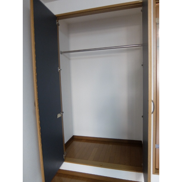 アムール Arai 内観