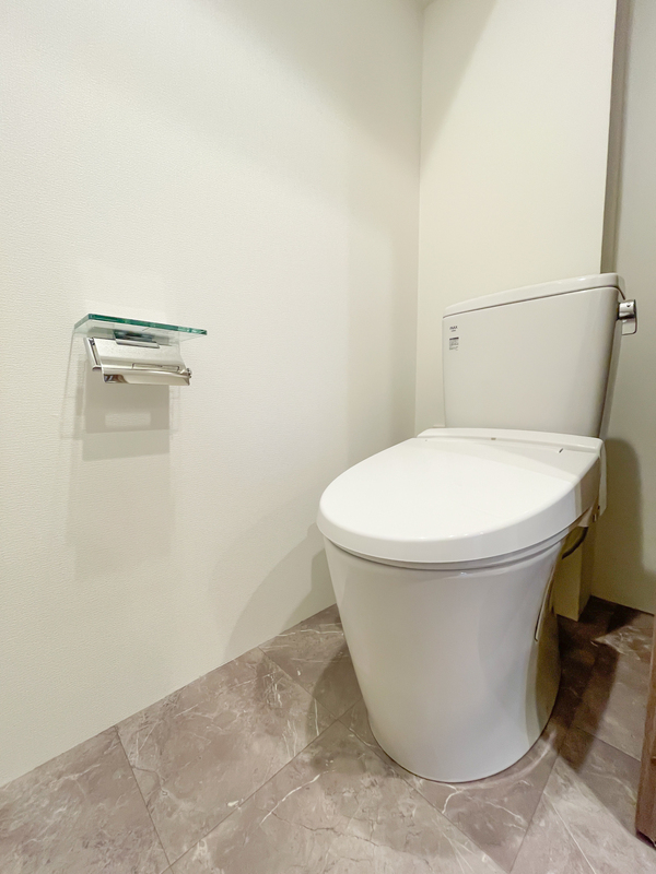 スフィア日本橋富沢町5階 トイレ