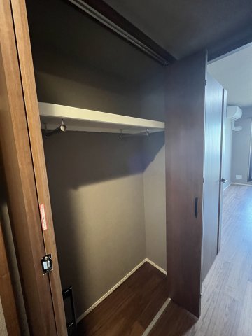 アルティザ氷川台0301号室 収納