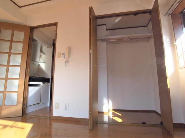 セント山手 収納