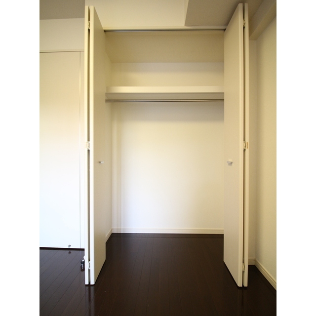 プレール・ドゥーク高輪202号室 クローゼット