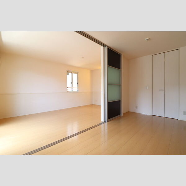 フィーロ203号室 LDK・洋室