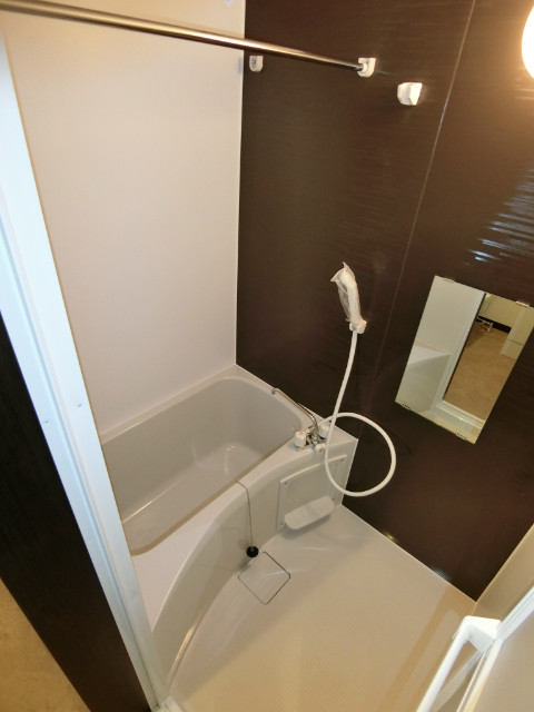 ベイルーム長後1階 バストイレ別