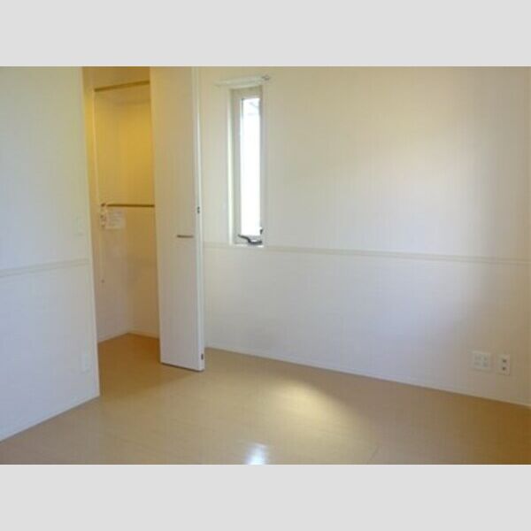 ソフィアコート　弐番館107号室 洋室