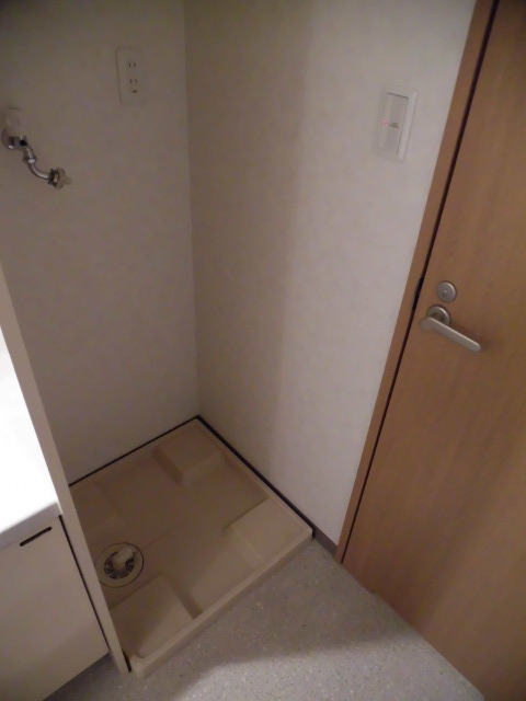 アクトフォルム江古田0303号室 防水板