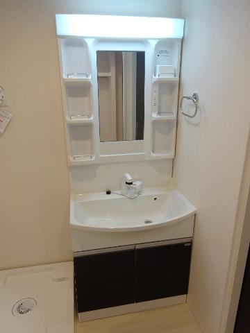 ユニヴァリィ　ルークス302号室 洗髪洗面化粧台