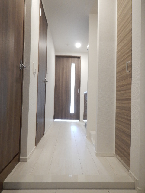 グランド・ガーラ東大島9階 玄関