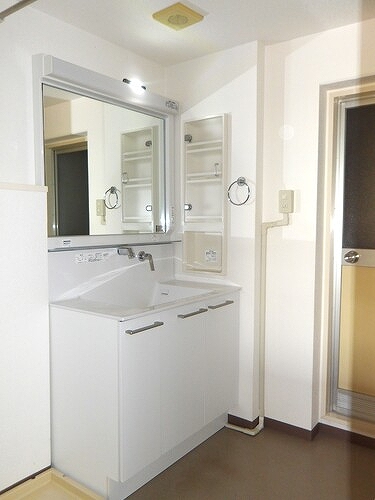 ライオンズマンション船橋飯山満台二番館 洗面所