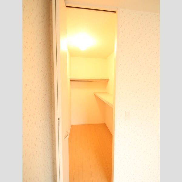 El puerto de Kishiyu203号室 クローゼット