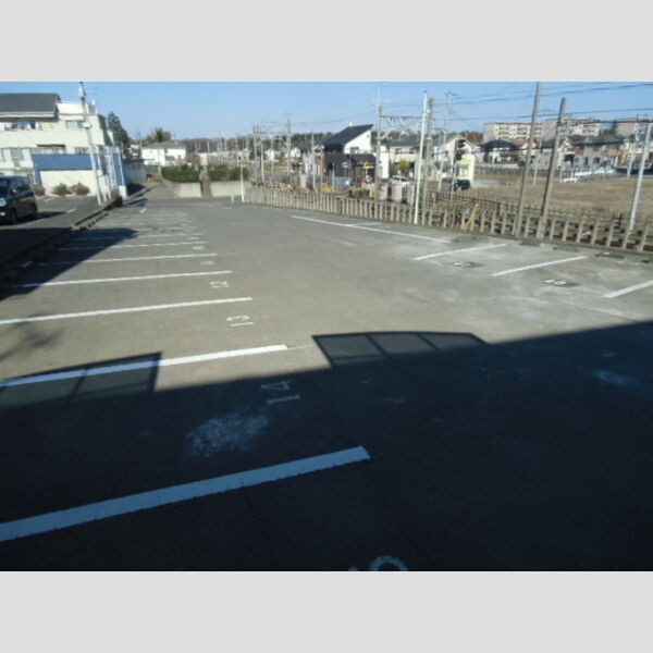 サンルミエール　C101号室 駐車場