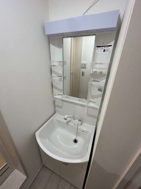 ＨｘＳｈｉｎｋｅｍｉｇａｗａ1階 洗面