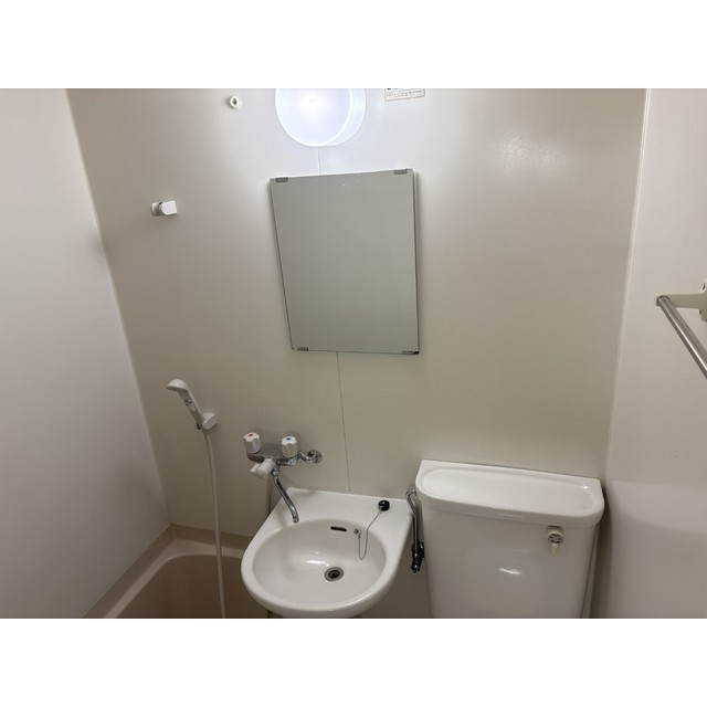 ローズマリー106号室 内観