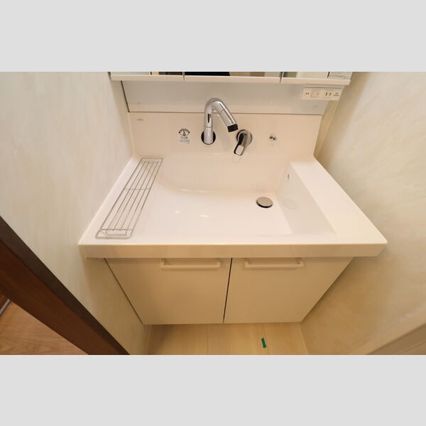 アメニティ 本千葉 洗髪洗面化粧台