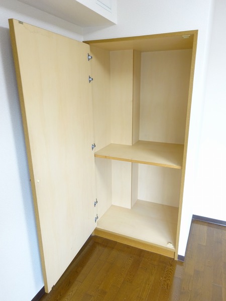 ルーブル野方 収納