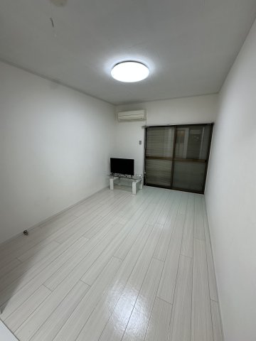 105号室