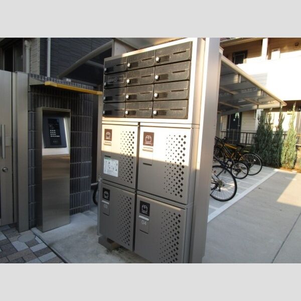 メゾンフォレストⅦ ダイヤルロック式集合ポスト・宅配ボックス