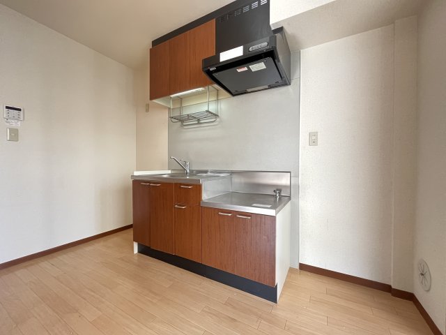 コゥジィーコート綱島0301号室 キッチン
