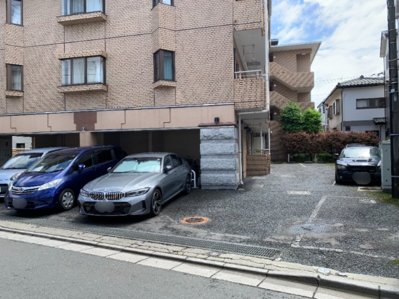 アーバンレジデンス2階 駐車場