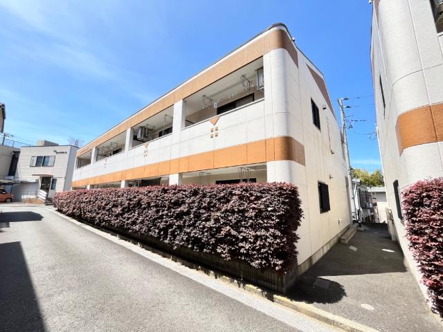 クリフ・リーベル壱番館 外観写真（昼）