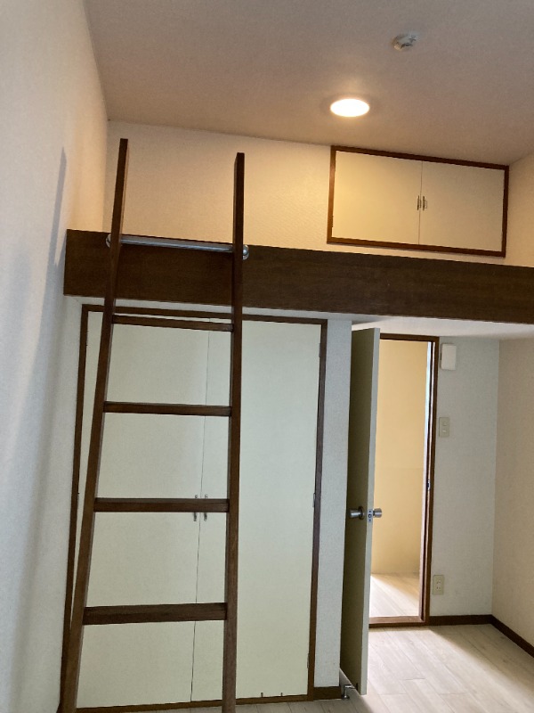 ヴェルドミール 内観