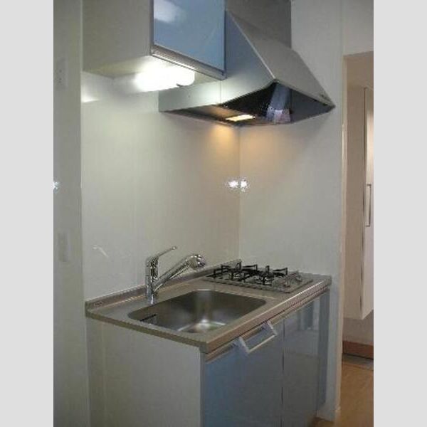 クレベール 1階キッチン