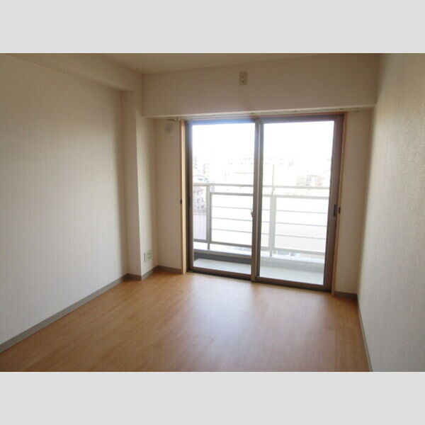 ベルサンモール702号室 洋室③