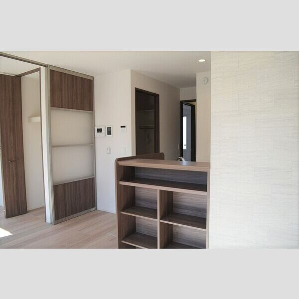 カネトヒル リビングダイニング