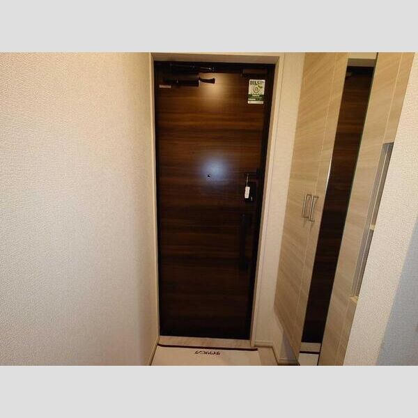 グラナーデ六町Ⅱ305号室 同建物別部屋の参考画像