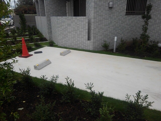 アンベリール吉祥寺イースト1階 駐車場