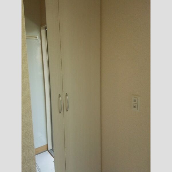 ポルト セレーノ107号室 シューズボックス