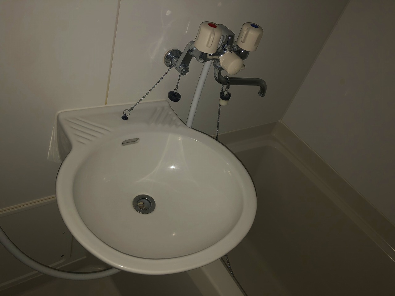 レオパレスリベェールＳＯＧＡ 内観