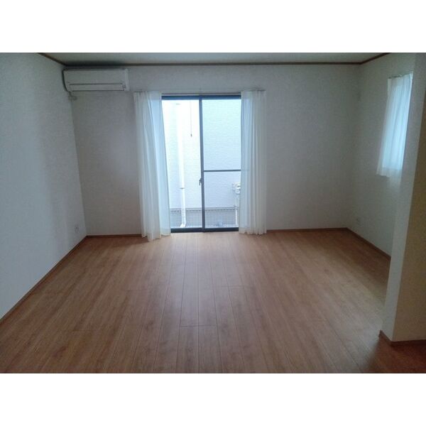 Sumai-to東久留米市滝山01 リビング