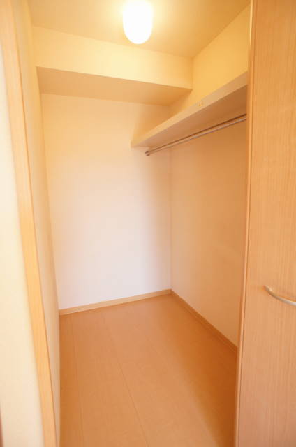 ブライトなかにし壱番館 収納