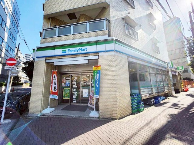 Itonami コンビニ「ファミリーマート江東亀戸二丁目店まで340m」