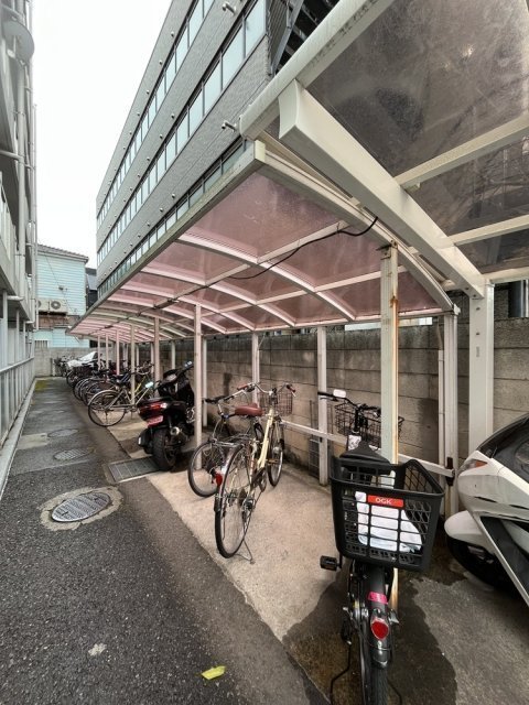 エクセレント蒲田2階 駐輪場