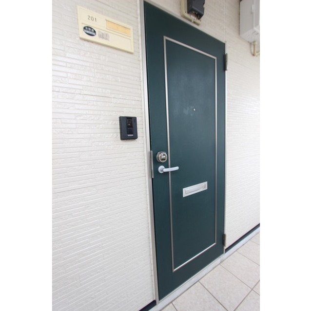 ルナ・アイル 玄関