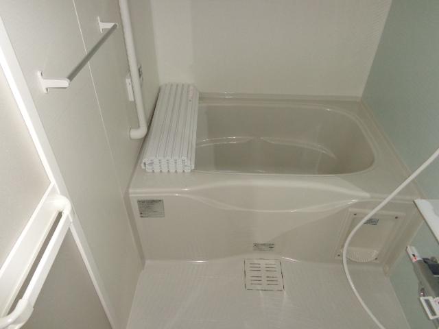 ヴィラカマリヤⅡ バス