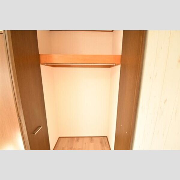 トレビアンハイツ 収納