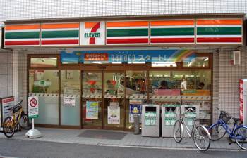 パティオ市ヶ尾1階 セブンイレブン横浜市ケ尾北口店